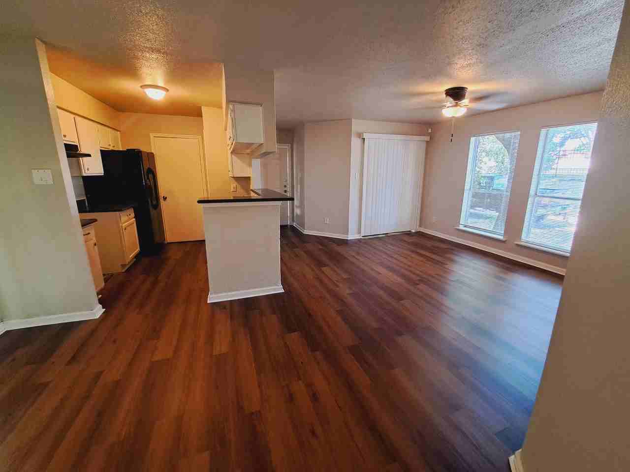 7111 E Highwayapt B - Photo 3 of 16