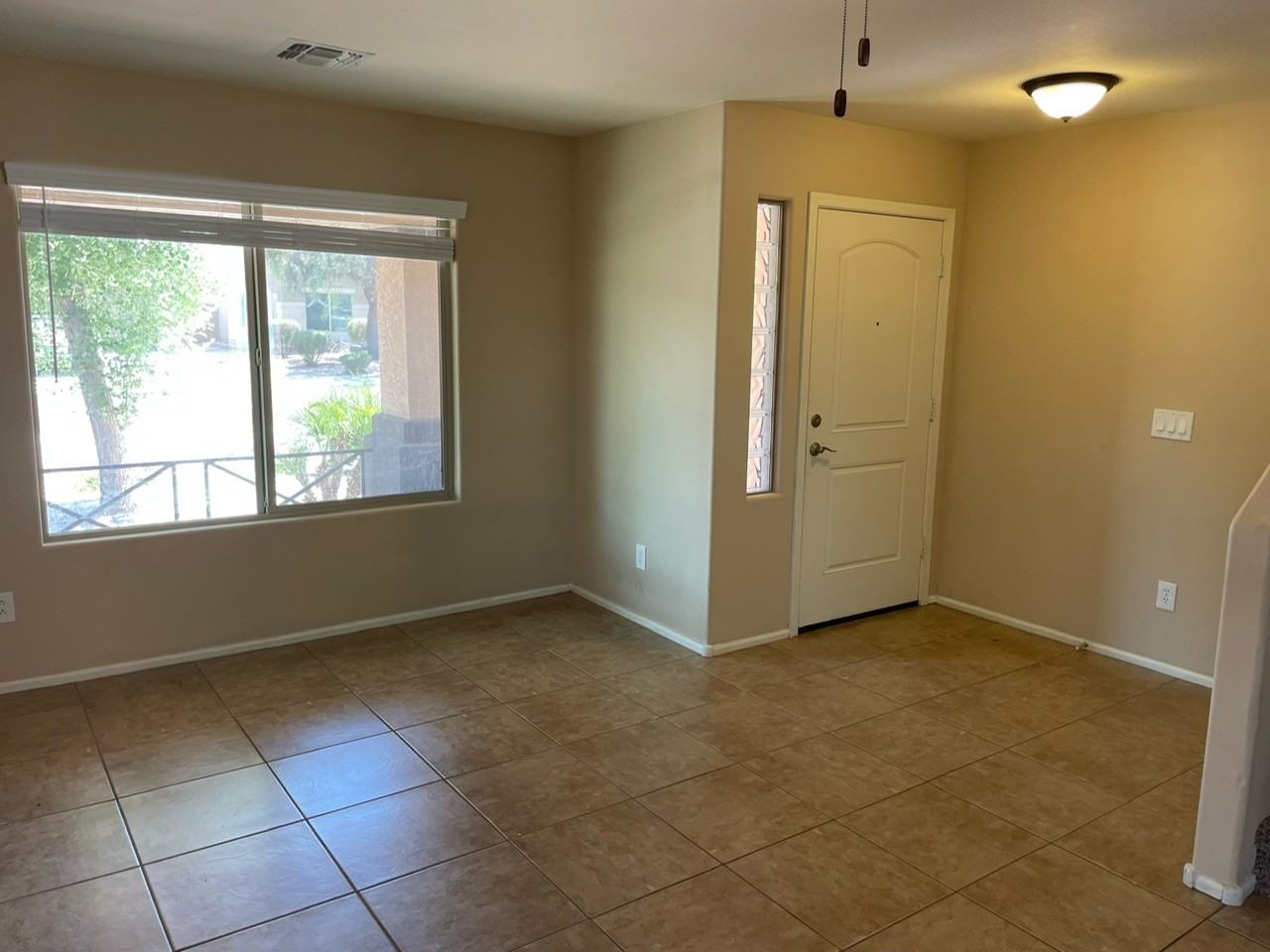23582 W Wier Ave - Photo 3 of 37