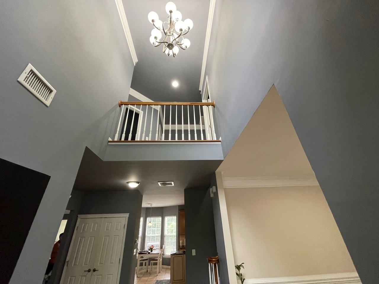 9709 Glenburn Ln - Photo 2 of 31