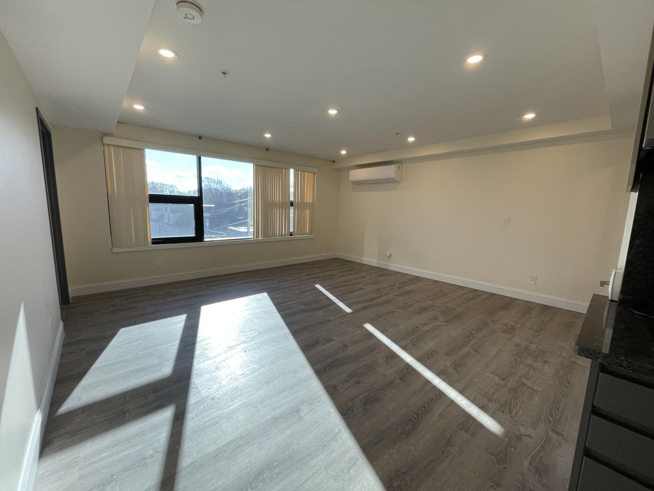 Commonwealth Ave #402 - Photo 2 of 11