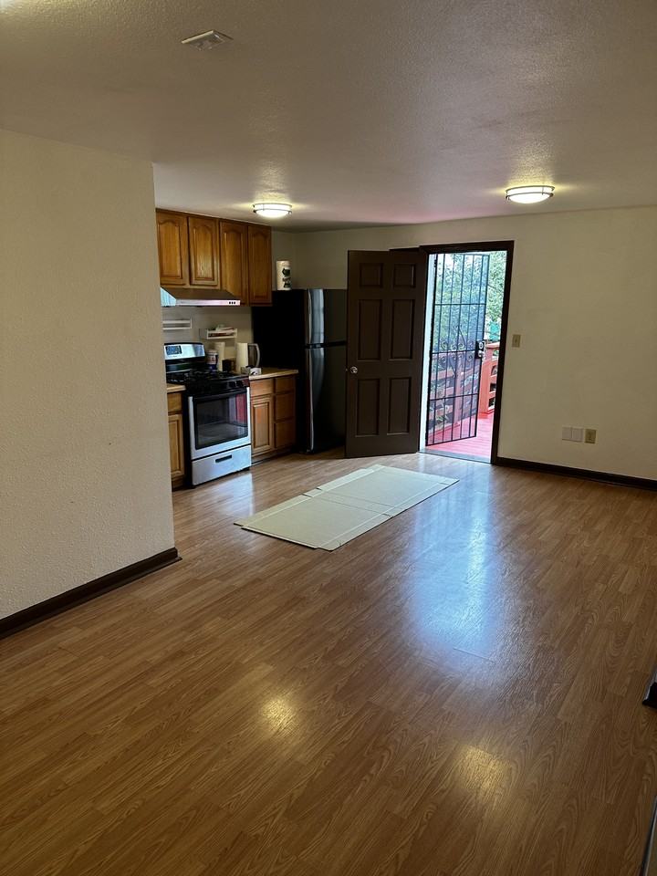 280 Faxon Ave #NA - Photo 6 of 11