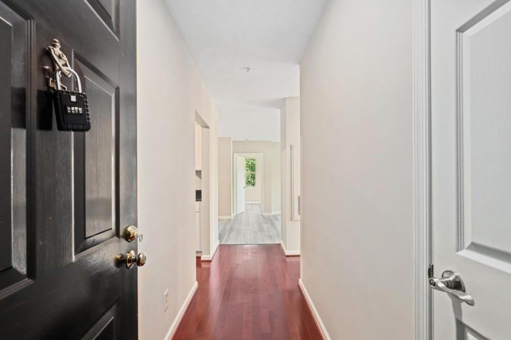 20273 Beechwood Ter - Photo 2 of 9