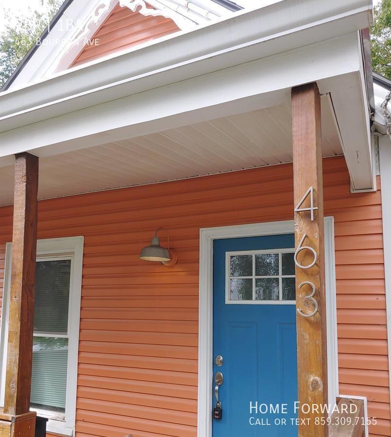 463 Bourbon Ave - Photo 3 of 3