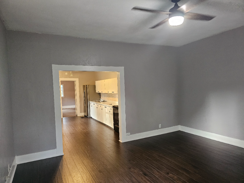 630 Worth St #B - Photo 4 of 14