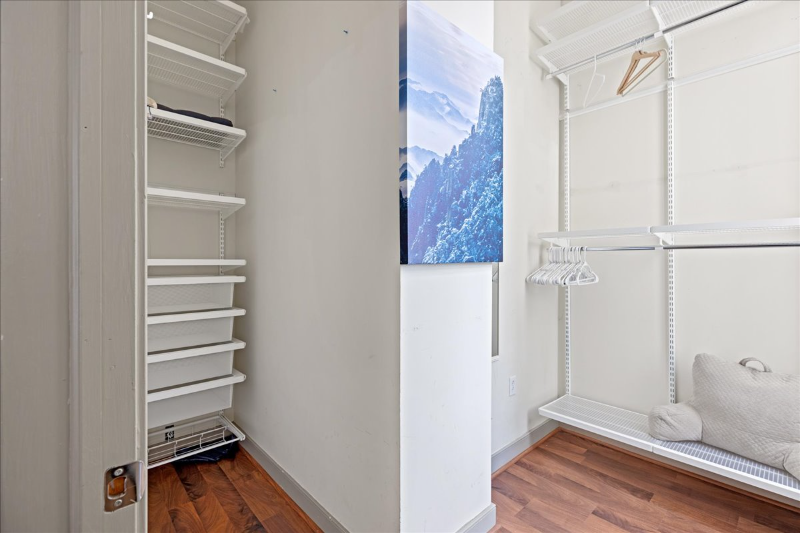 511 N Broad St - Photo 3 of 16