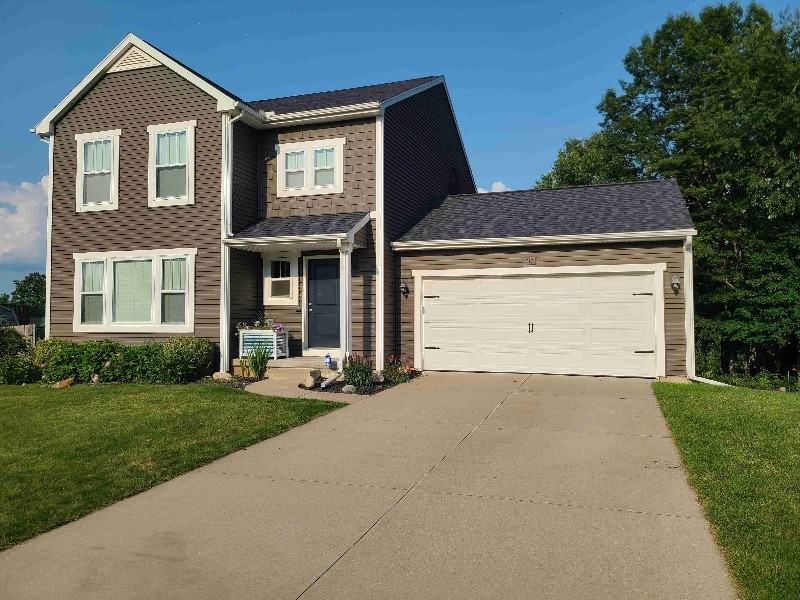 717 Wild Flower Dr - Photo 2 of 28