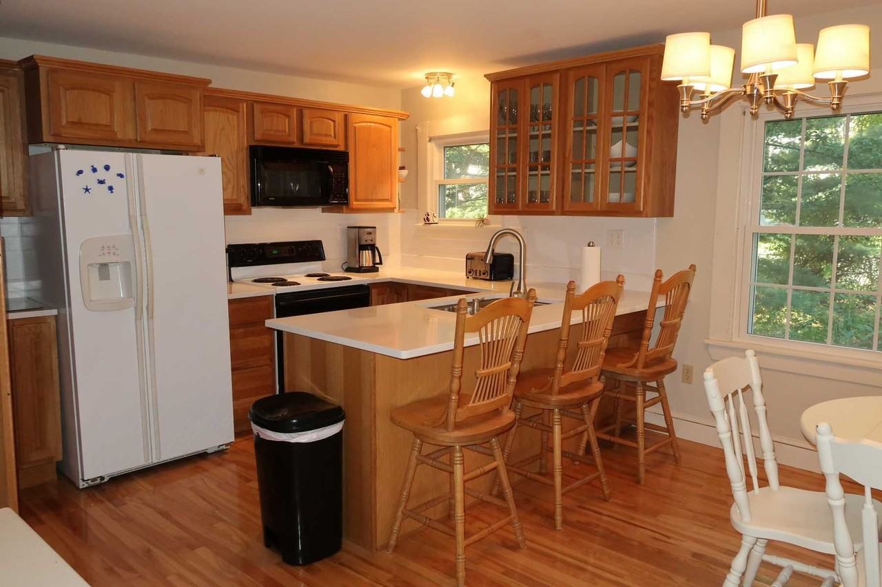 589 York St #4 - Photo 7 of 14