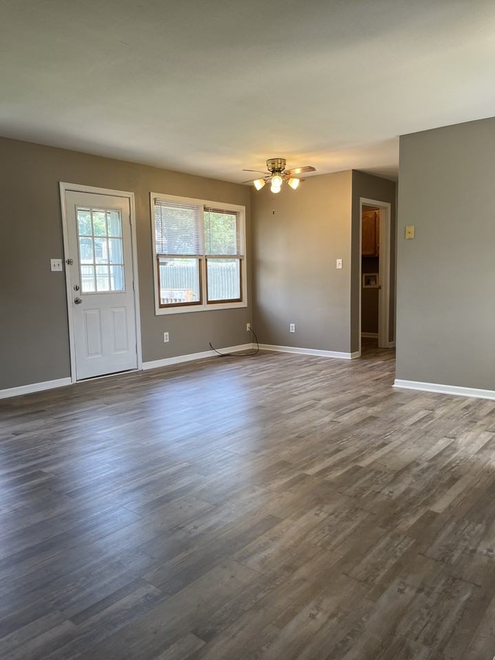 1209 Fowler Rd #NA - Photo 2 of 12