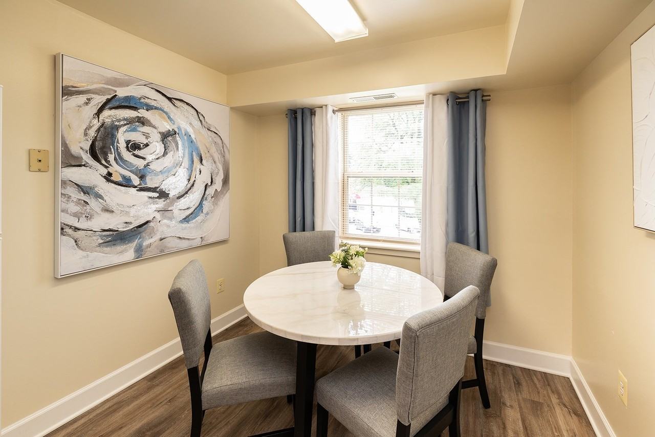 Woodridge Apartments - Photo 4 of 17