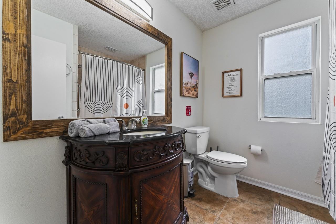 Ida St - Photo 4 of 14