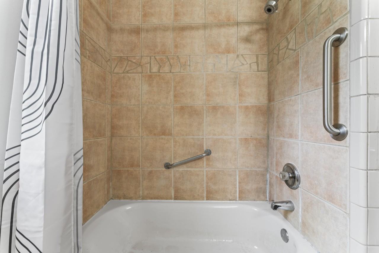 Ida St - Photo 6 of 14