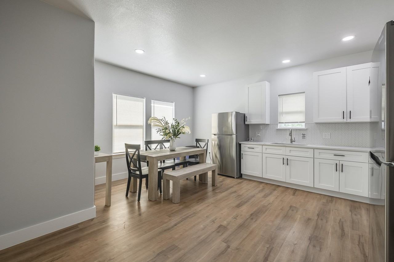 N Kramer Dr - Photo 7 of 9