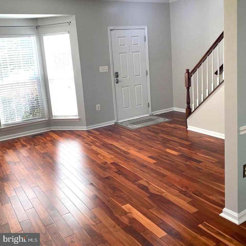 10 June Ct - Photo 3 of 50