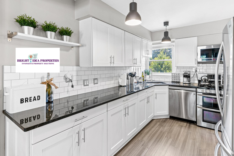 6921 Cedar Lake Rd S - Photo 3 of 12