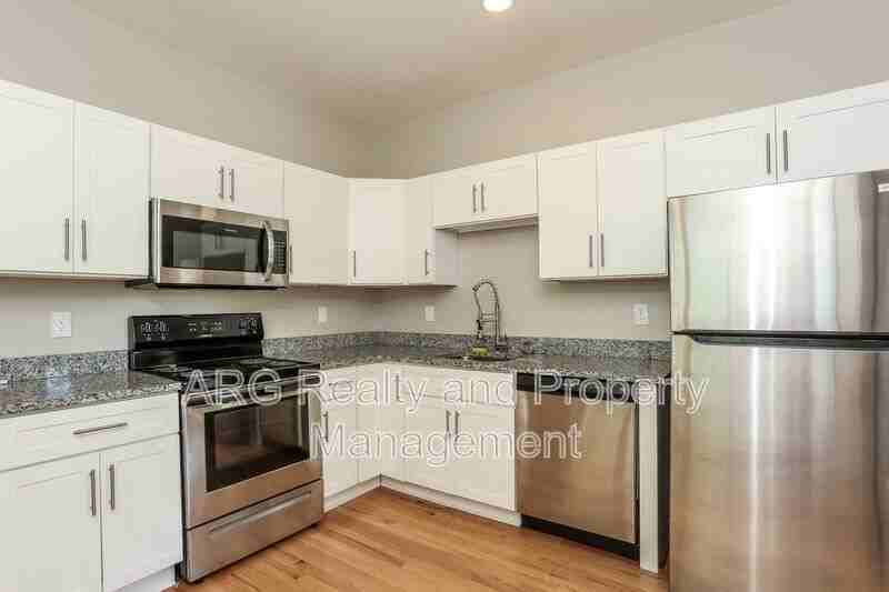 840 Smith St Sw #A - Photo 5 of 30