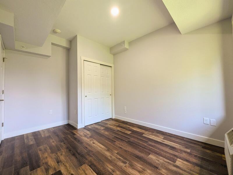 413 Jefferson St - Photo 7 of 16