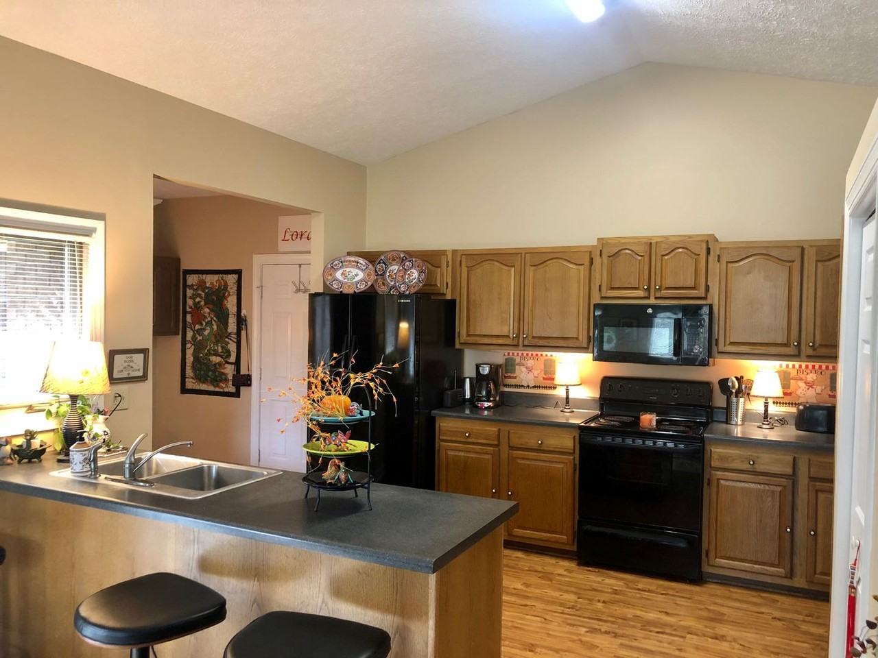 3713 Sand Trap Ct - Photo 2 of 19