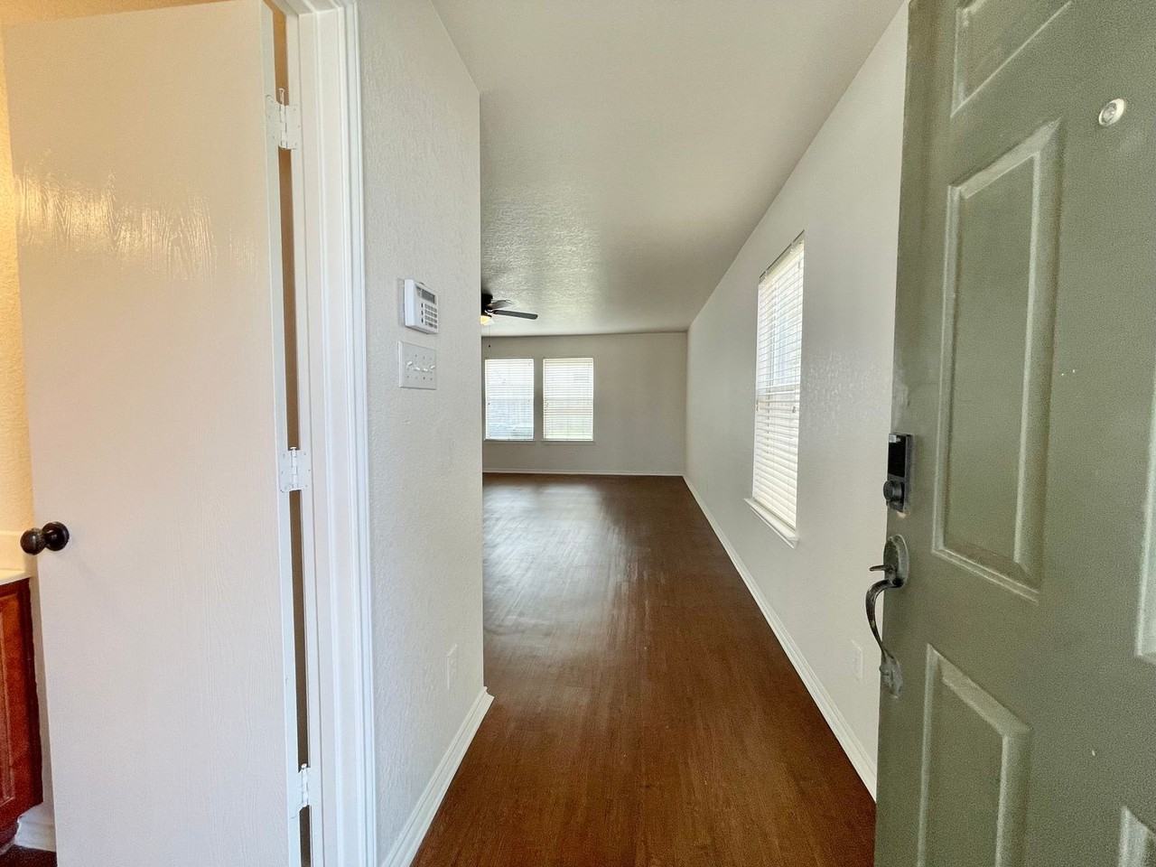 5530 Spring Day - Photo 3 of 28