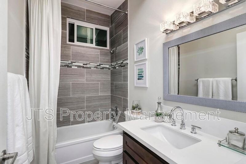 7676 Eastgate Ave - Photo 6 of 13