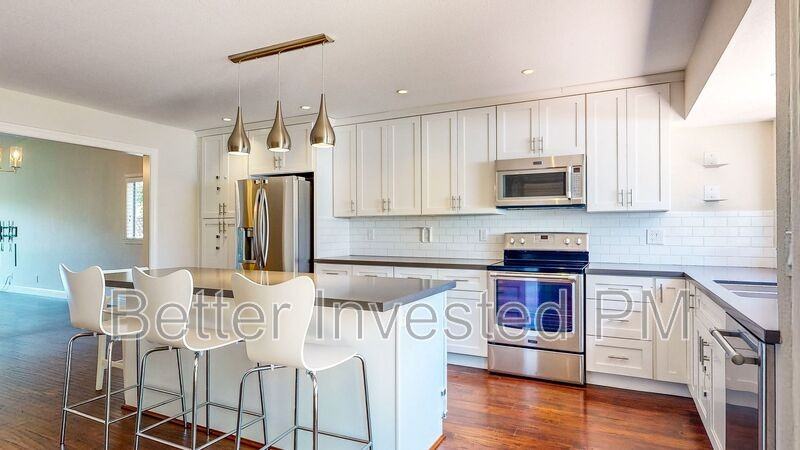5366 El Mercado Pkwy - Photo 2 of 22