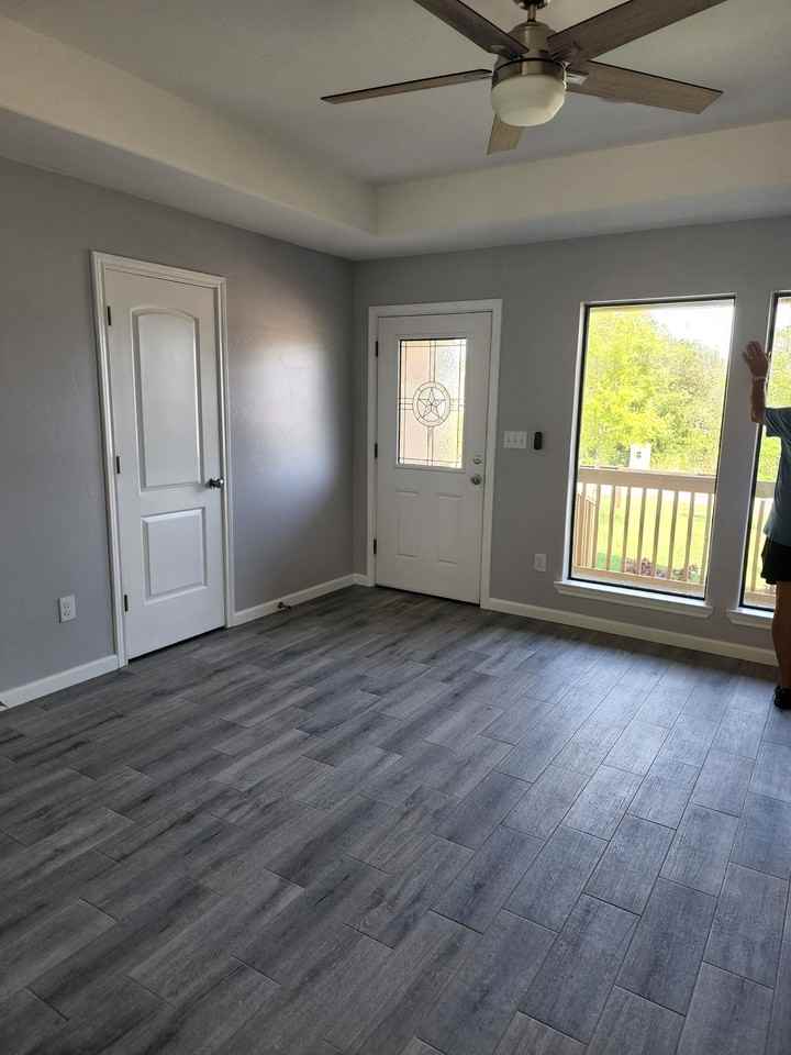 11018 Oak St #NA - Photo 3 of 16