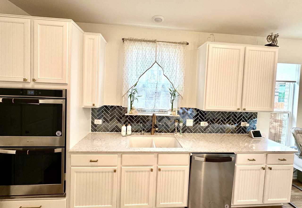 524 Ayinger Ln #NA - Photo 7 of 22