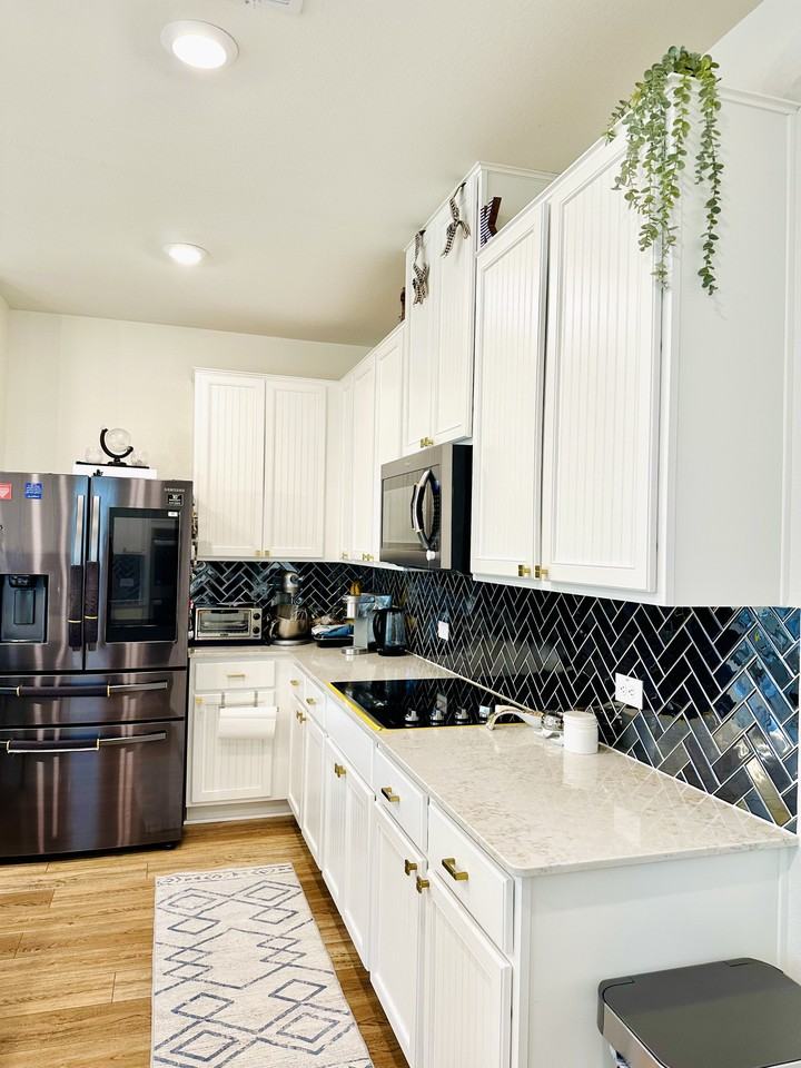 524 Ayinger Ln #NA - Photo 3 of 22