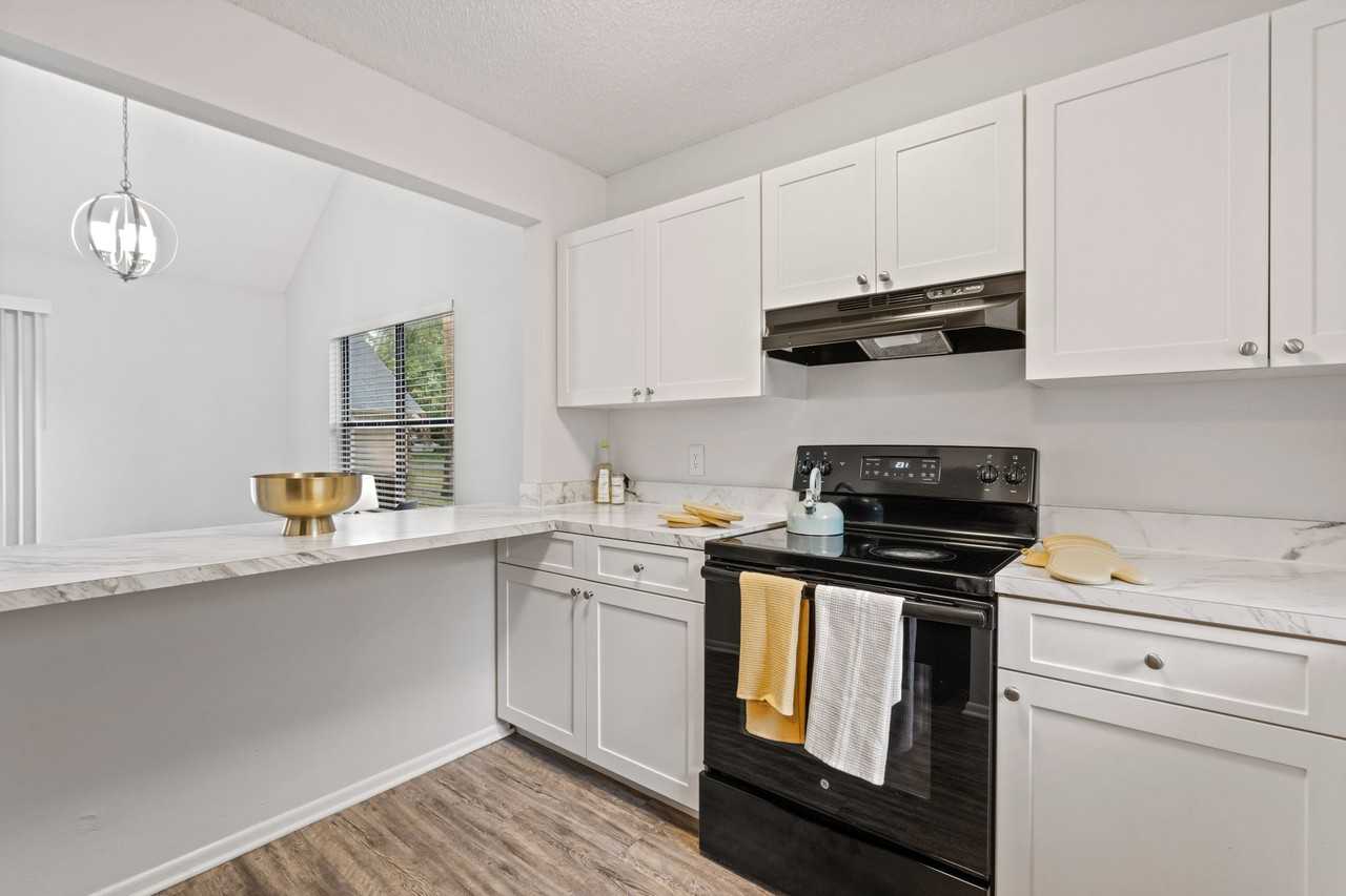 2566 Monica Ct #3-2566 - Photo 3 of 35