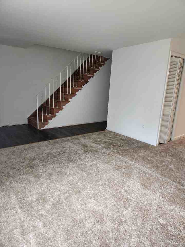 7714 Greymont St - Photo 2 of 17
