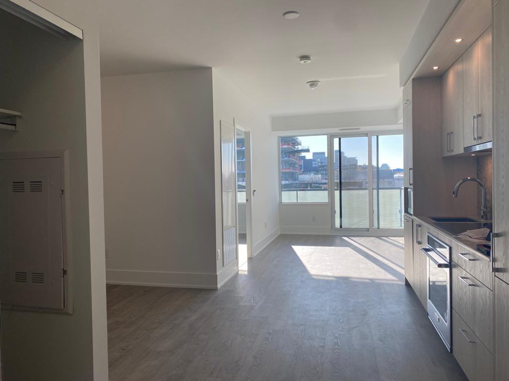 480 Front Street West - Photo 7 of 13