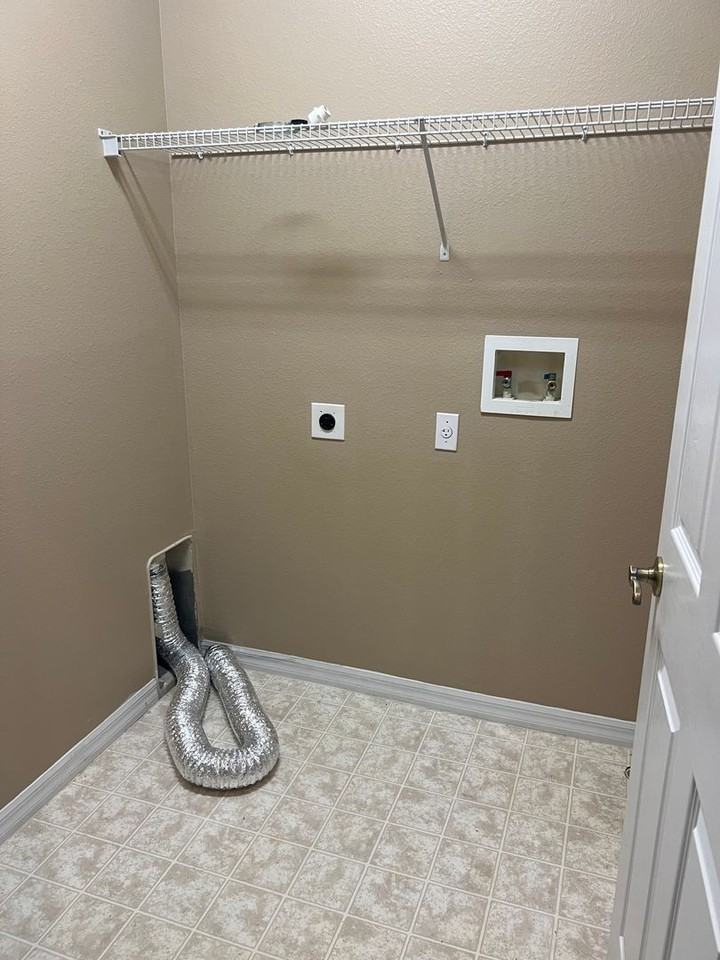 654 Pinebranch Cir - Photo 5 of 14