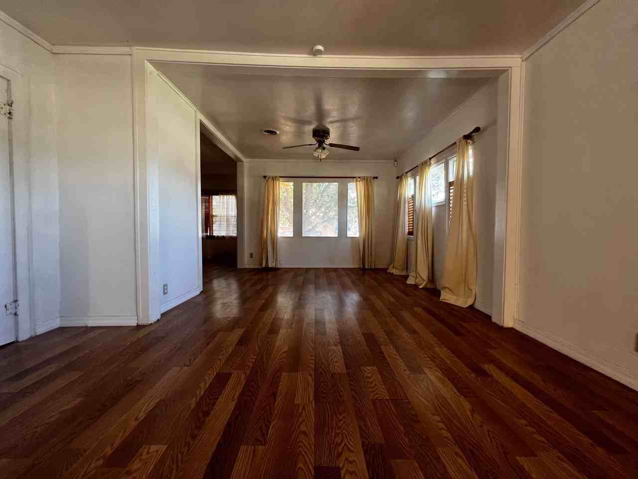 755 W Lubbock St - Photo 3 of 21