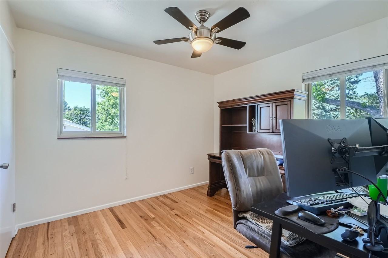 2807 S Stuart St - Photo 4 of 11