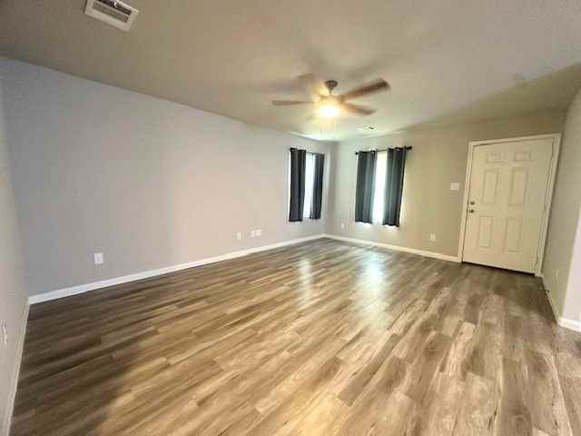 2855 Golf Crest Dr - Photo 3 of 9