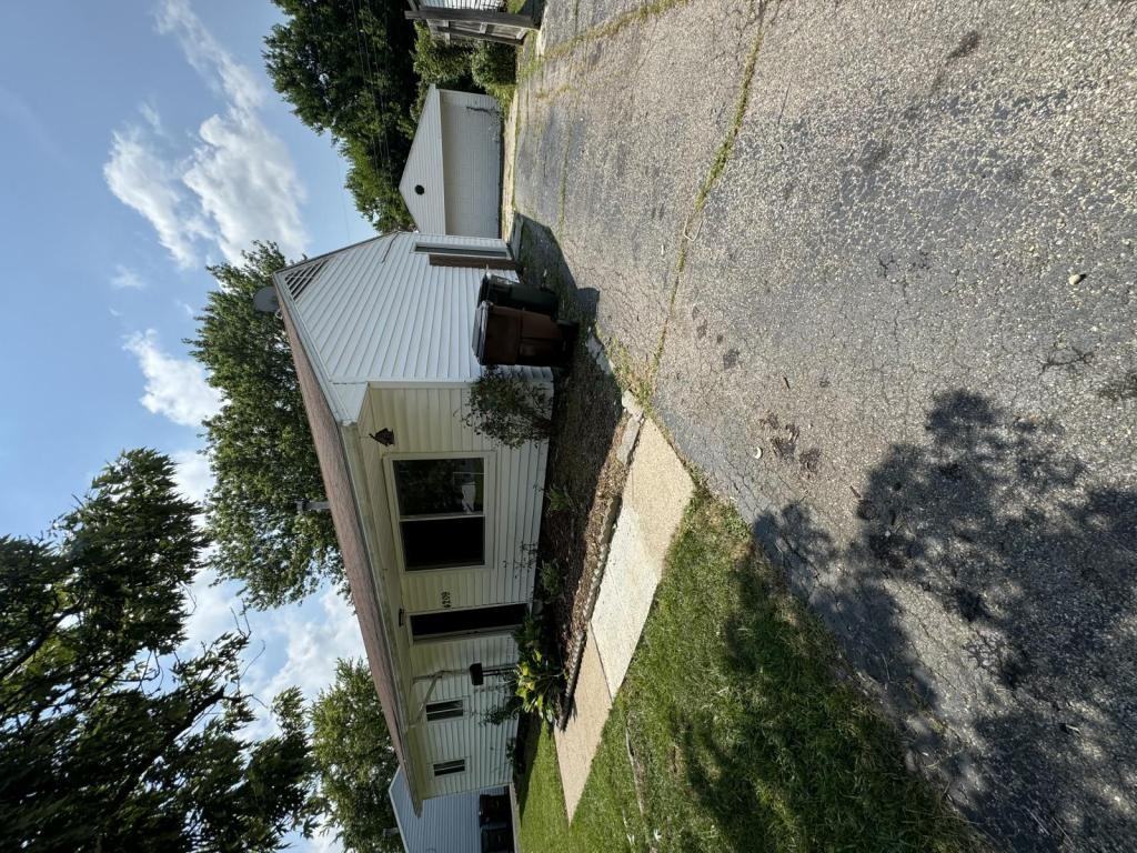 4209 Molane St - Photo 2 of 18