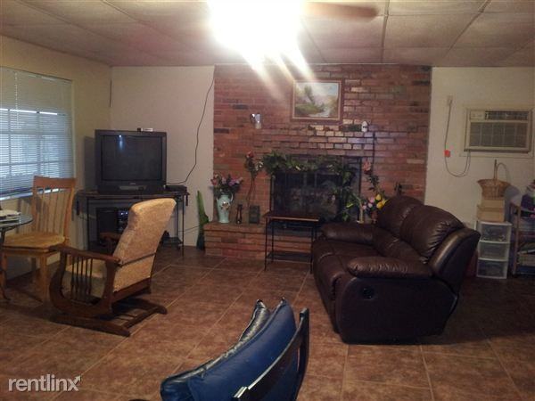6943 Alcove St - Photo 3 of 4