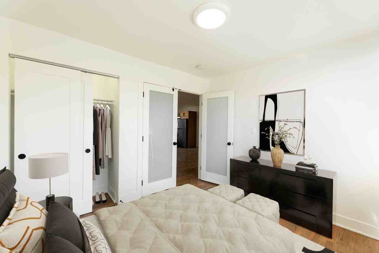 2515 W Jerome LLC - Photo 5 of 7