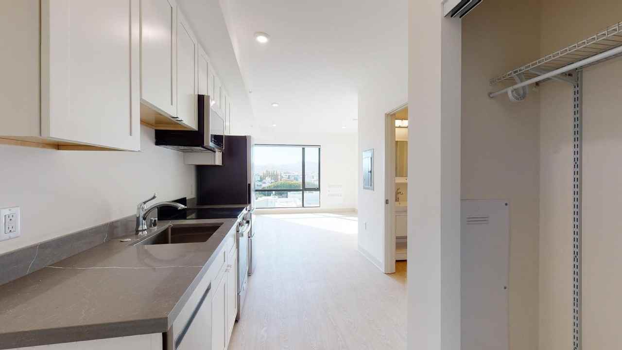 345 6th - Photo 4 of 25