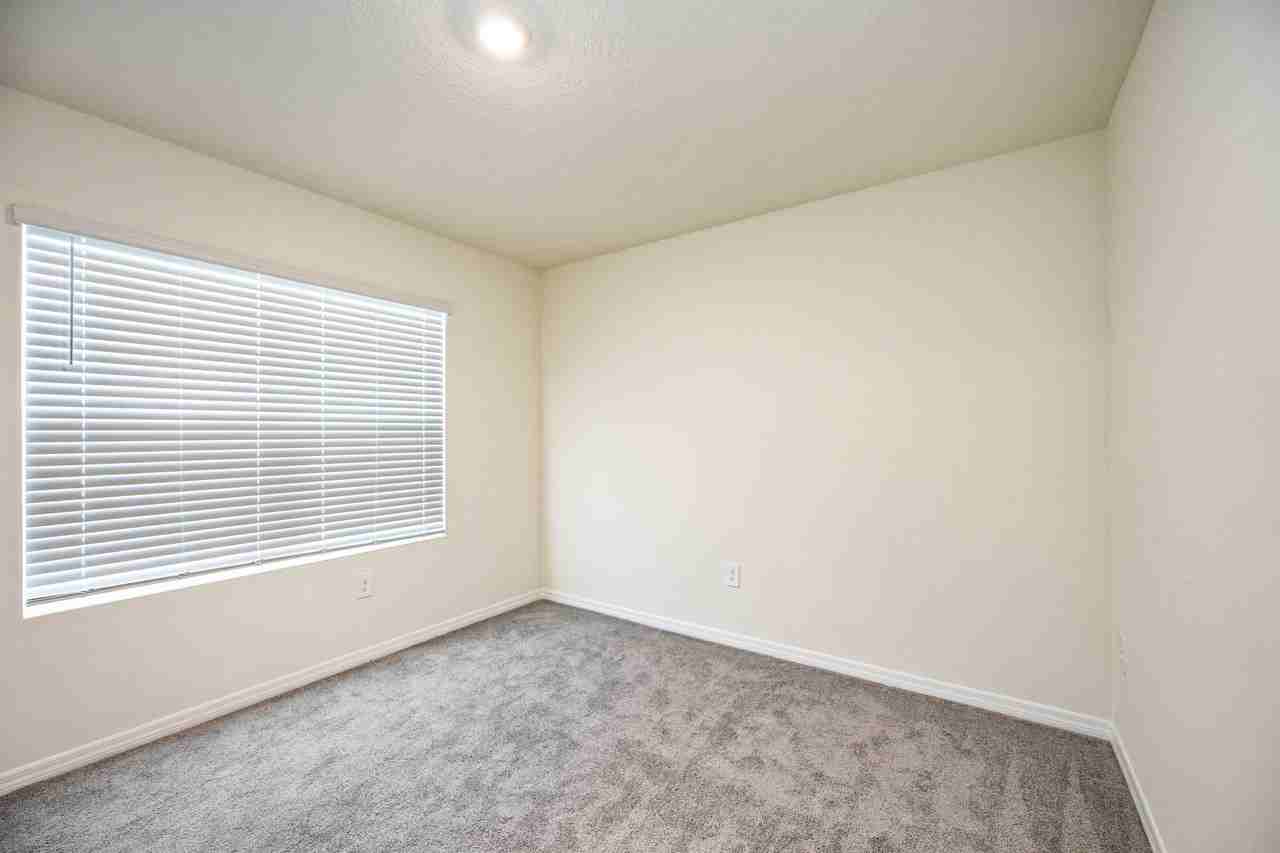 17308 Reserva Dr - Photo 3 of 23