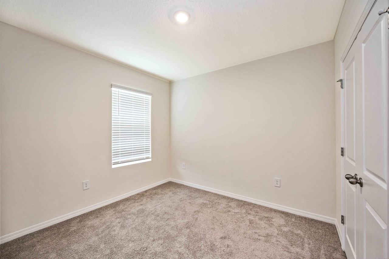 17308 Reserva Dr - Photo 2 of 23