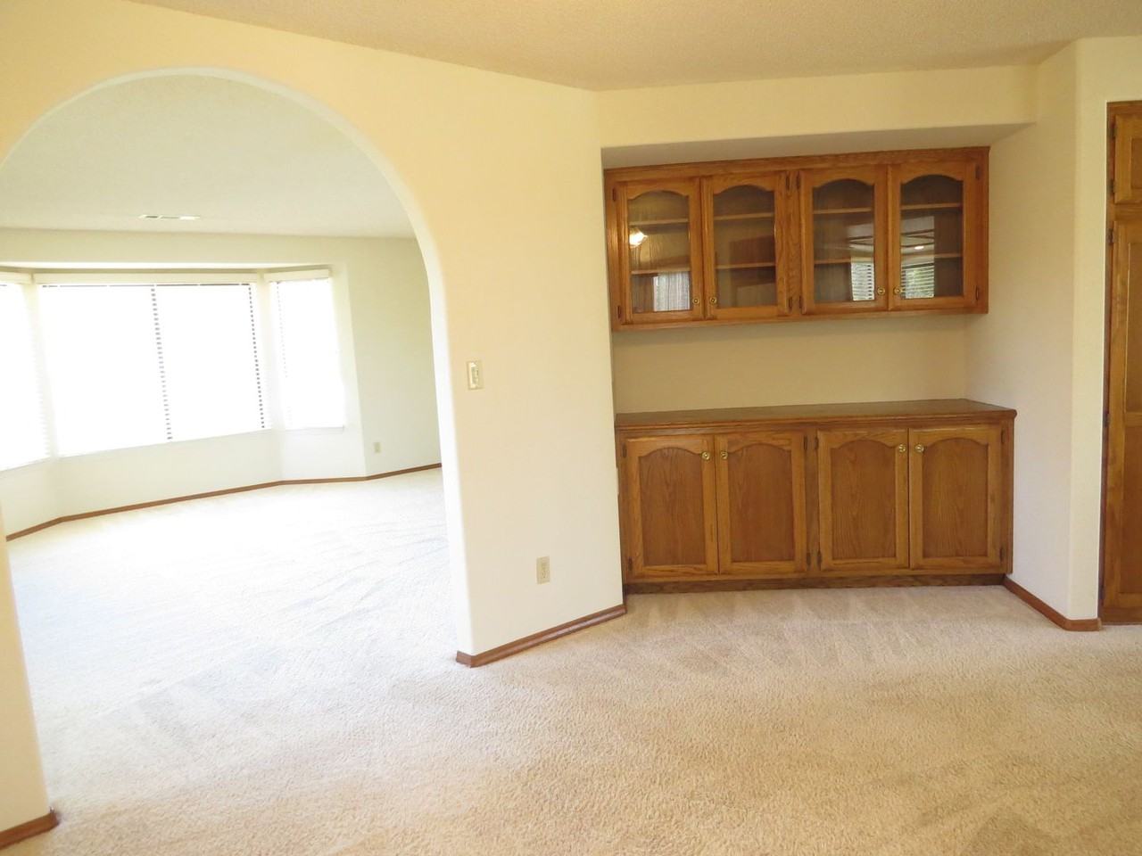 449 Mercedes Ln - Photo 6 of 20
