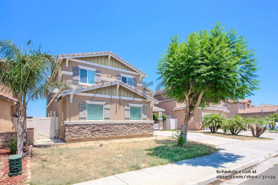 828 Parula St - Photo 2 of 32