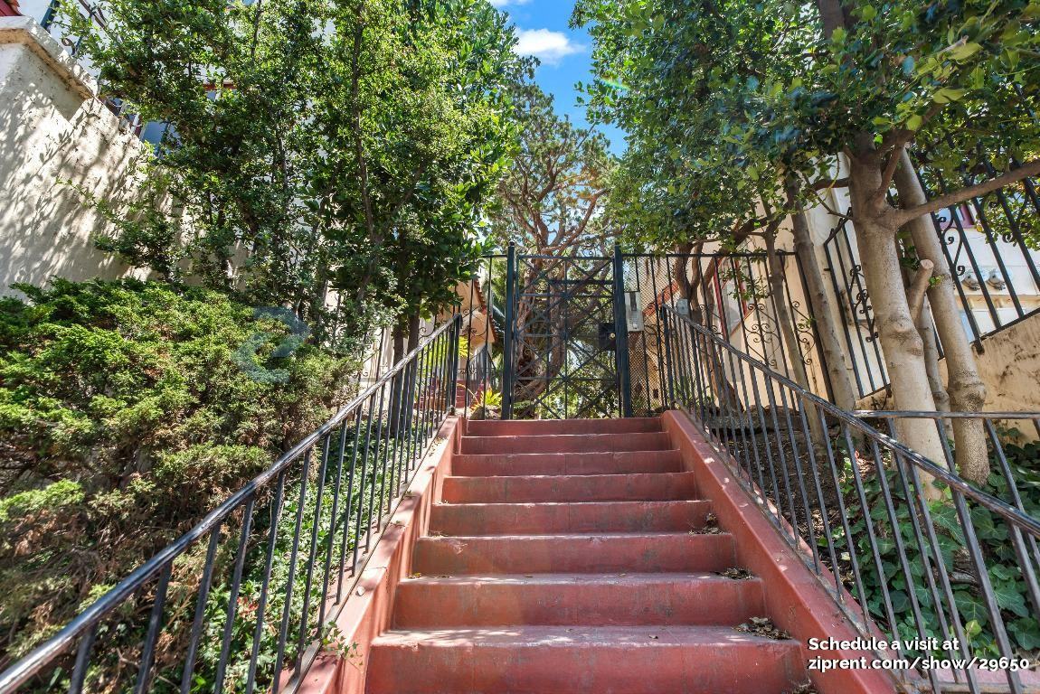 2030 9th Ave - Photo 2 of 30