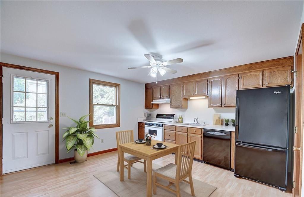 13 Allspice Ln #10B - Photo 6 of 16