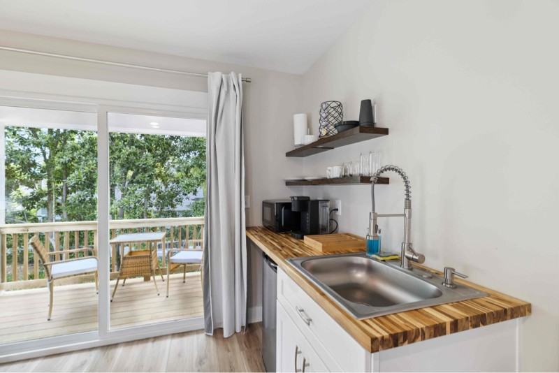 5069 Peachtree Avenue #A - Photo 4 of 12