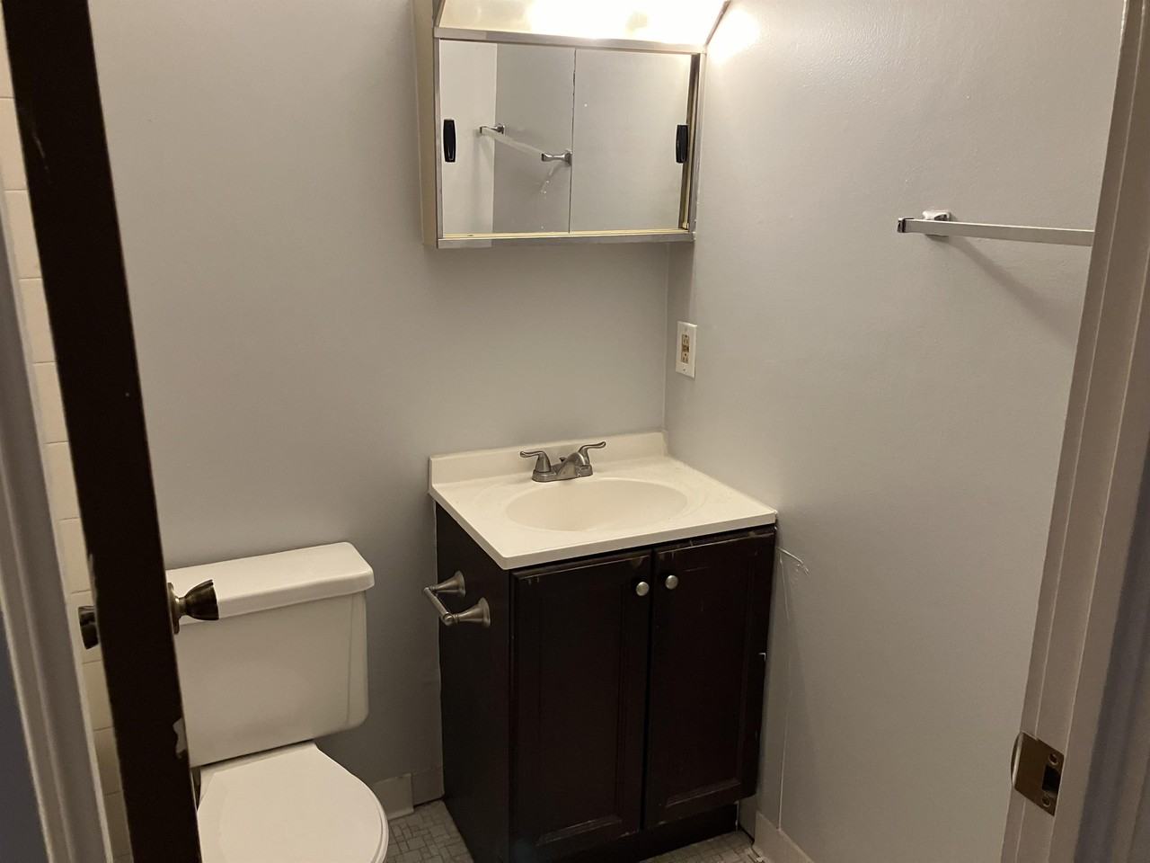 435 Anderson Ferry Road - Photo 2 of 10