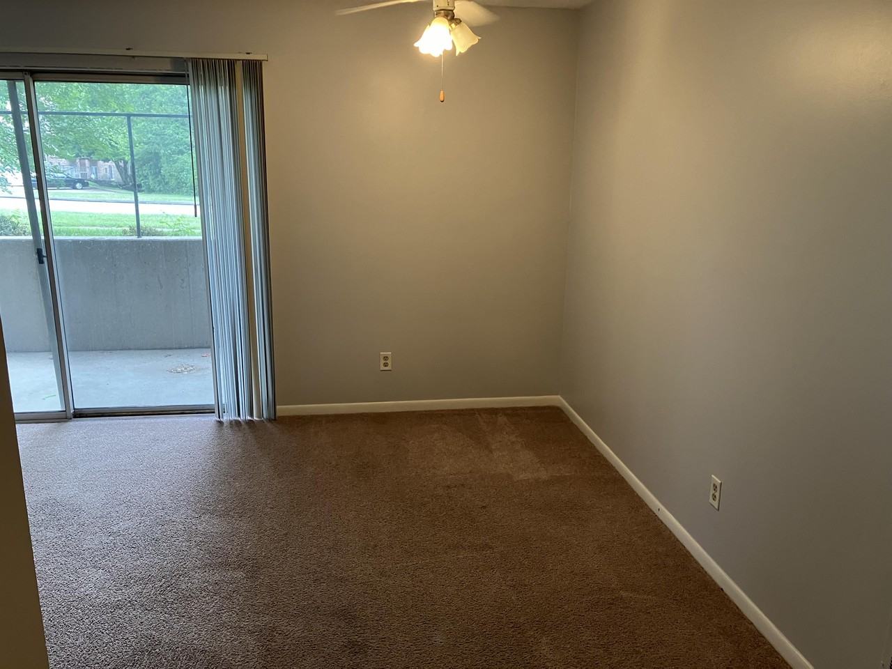 435 Anderson Ferry Road - Photo 3 of 10