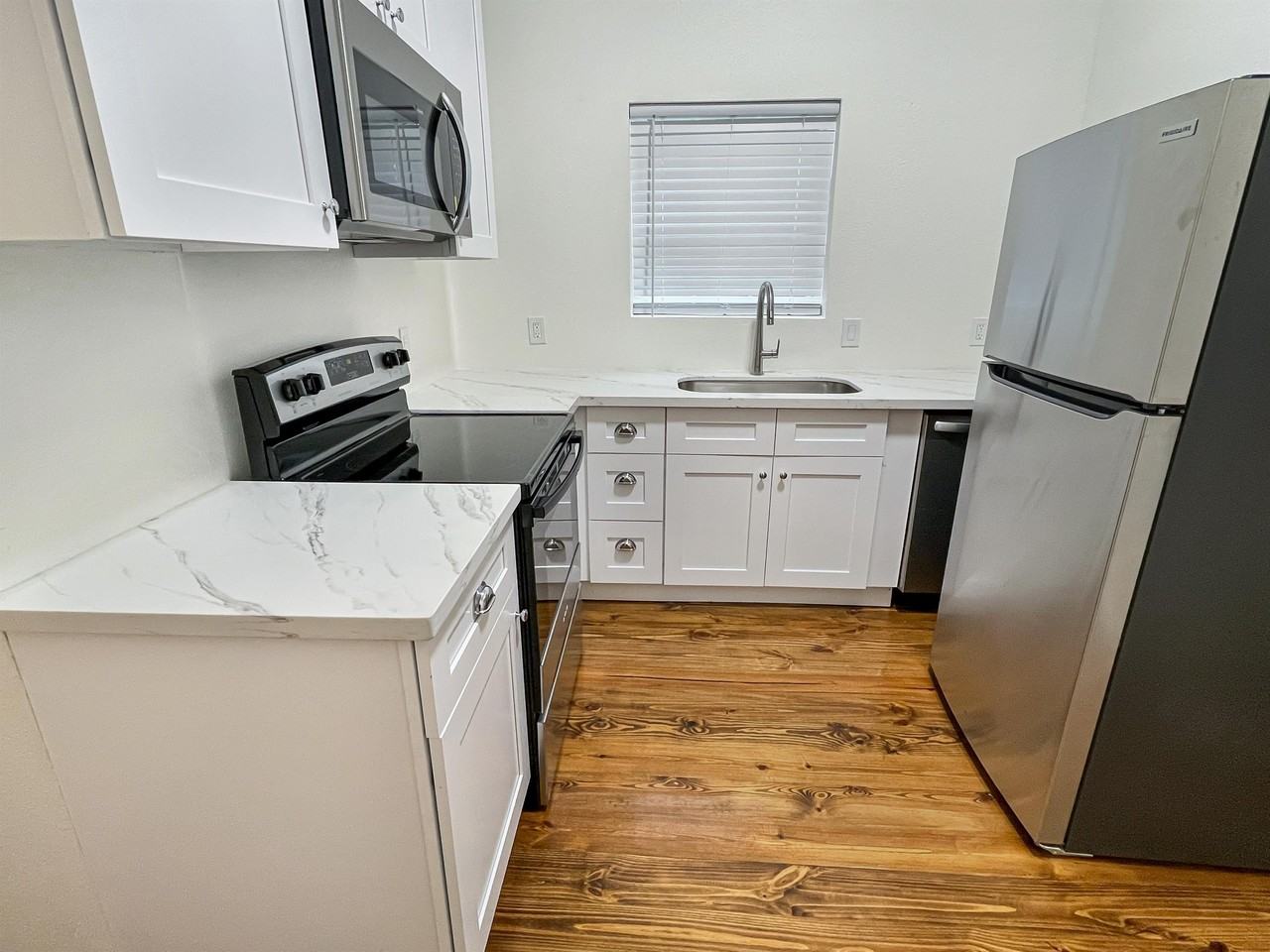 2909 Saint Peter Street - Photo 3 of 15