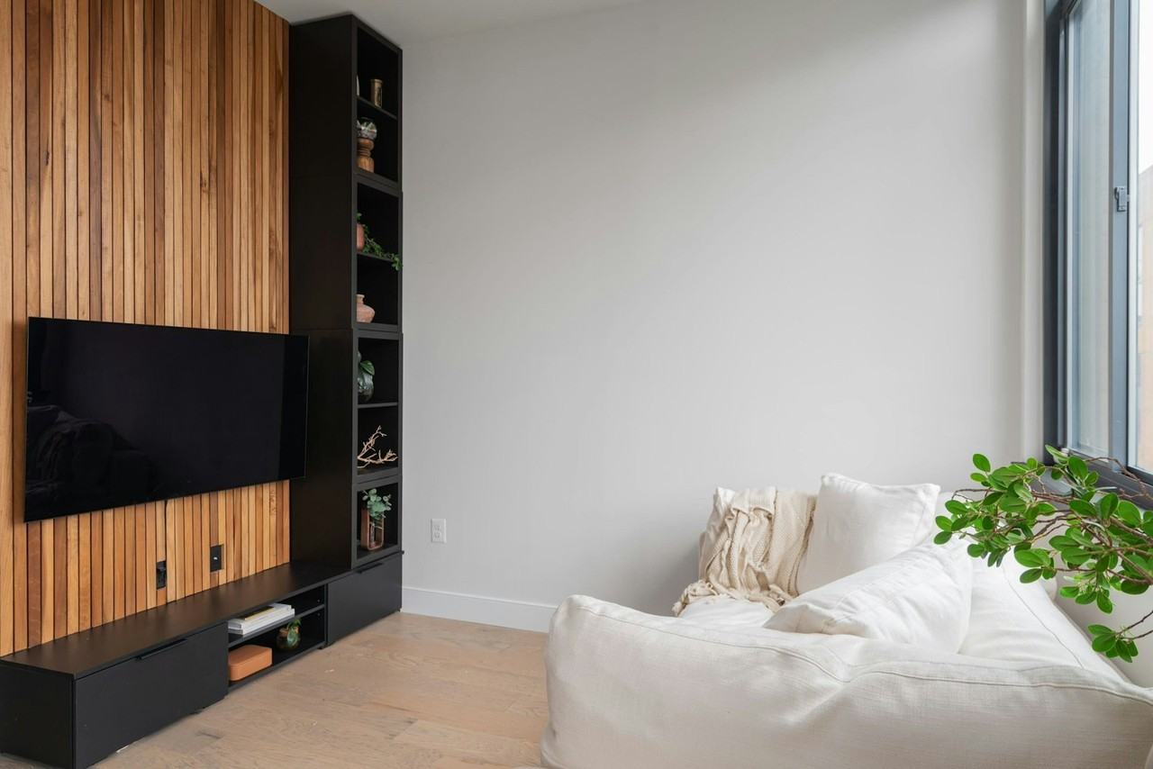 2000 Clarendon Boulevard, Unit 1107 - Photo 7 of 25