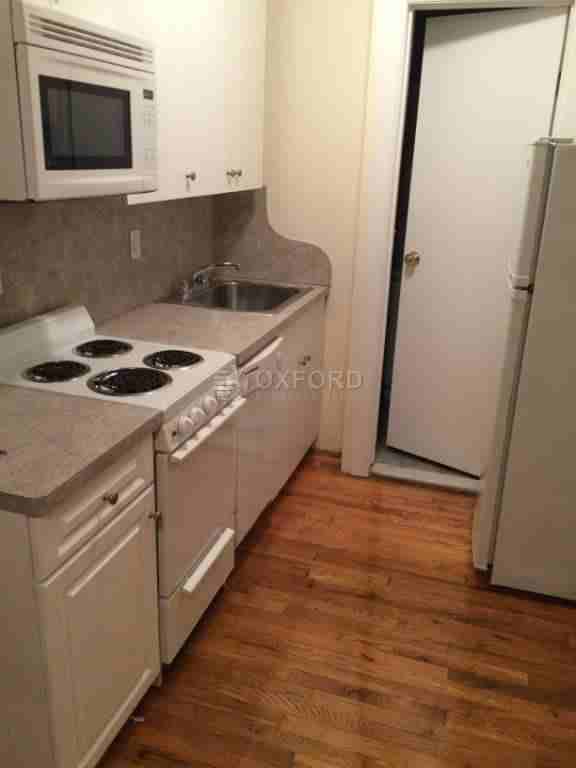 951 Amsterdam Ave #4S